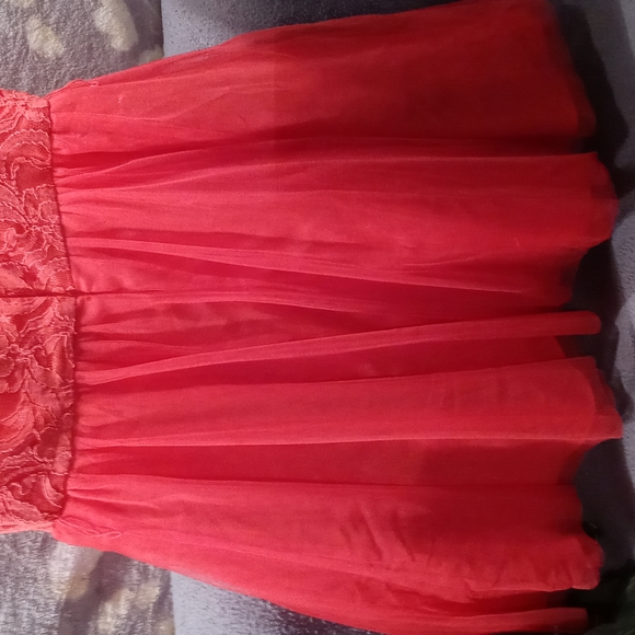 Juno Dress Collection - Picture 5 of 7